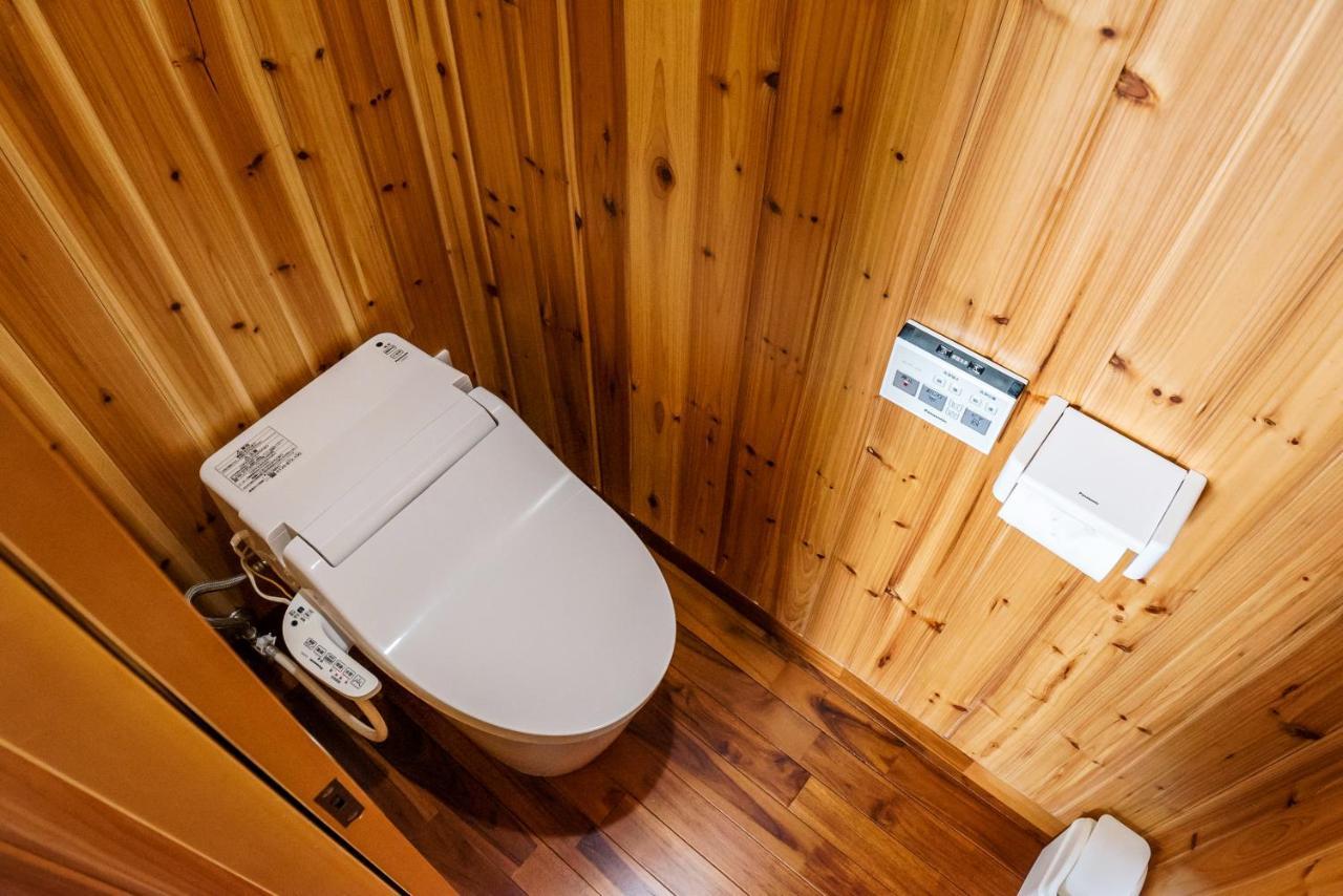 Guest House Kawamitsu Miyakojima  ภายนอก รูปภาพ