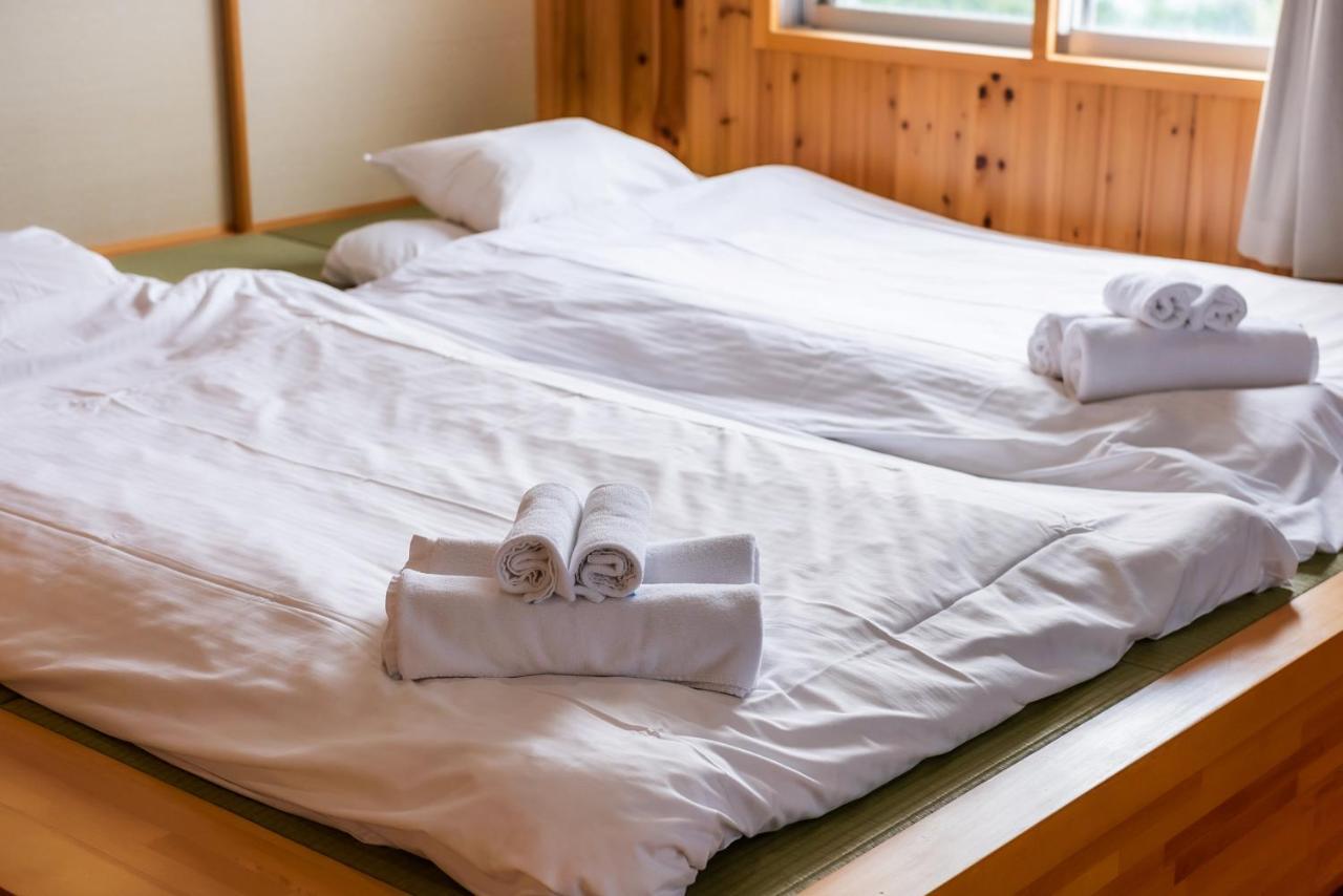 Guest House Kawamitsu Miyakojima  ภายนอก รูปภาพ